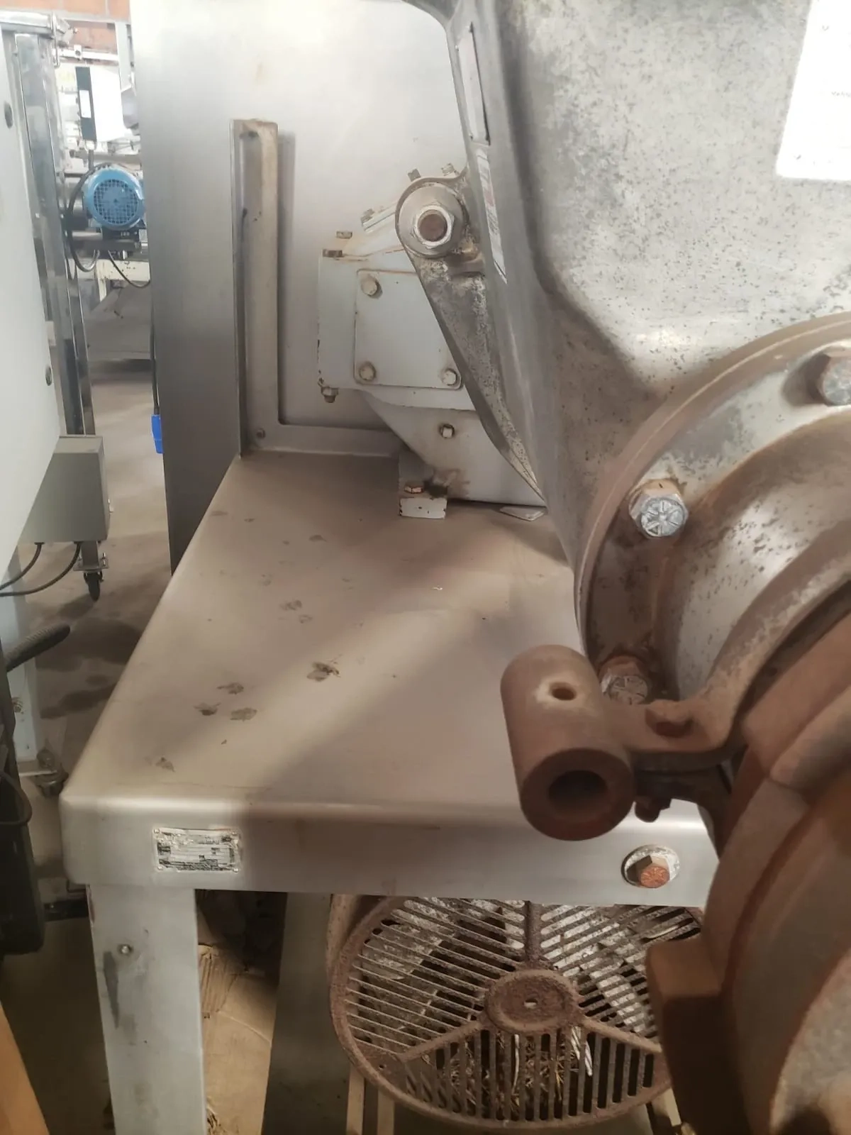 moedor-de-carnes-cap-10-a-15-ton-h-marca-weiler