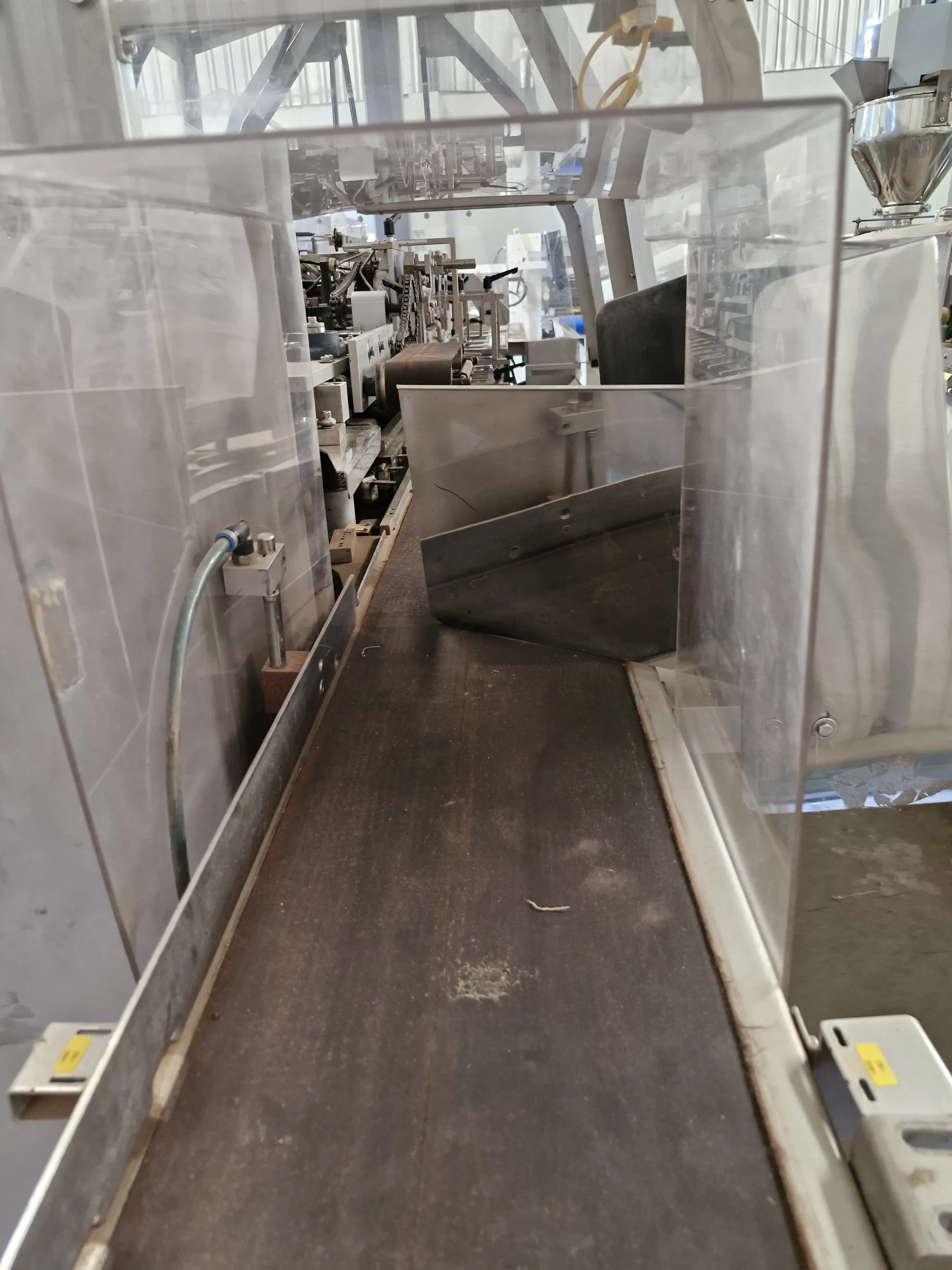 encartuchadeira-vertical-continua-marca-fabrima