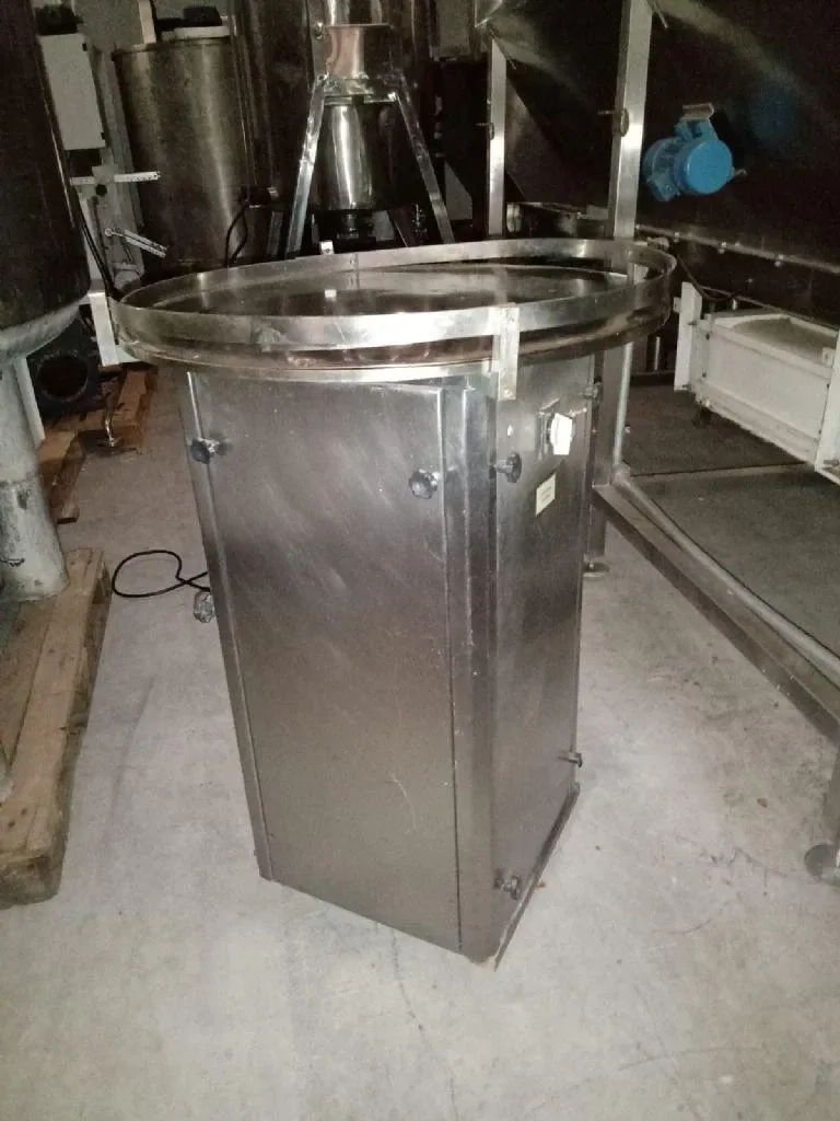 mesa-acumuladora-em-inox-680-mm