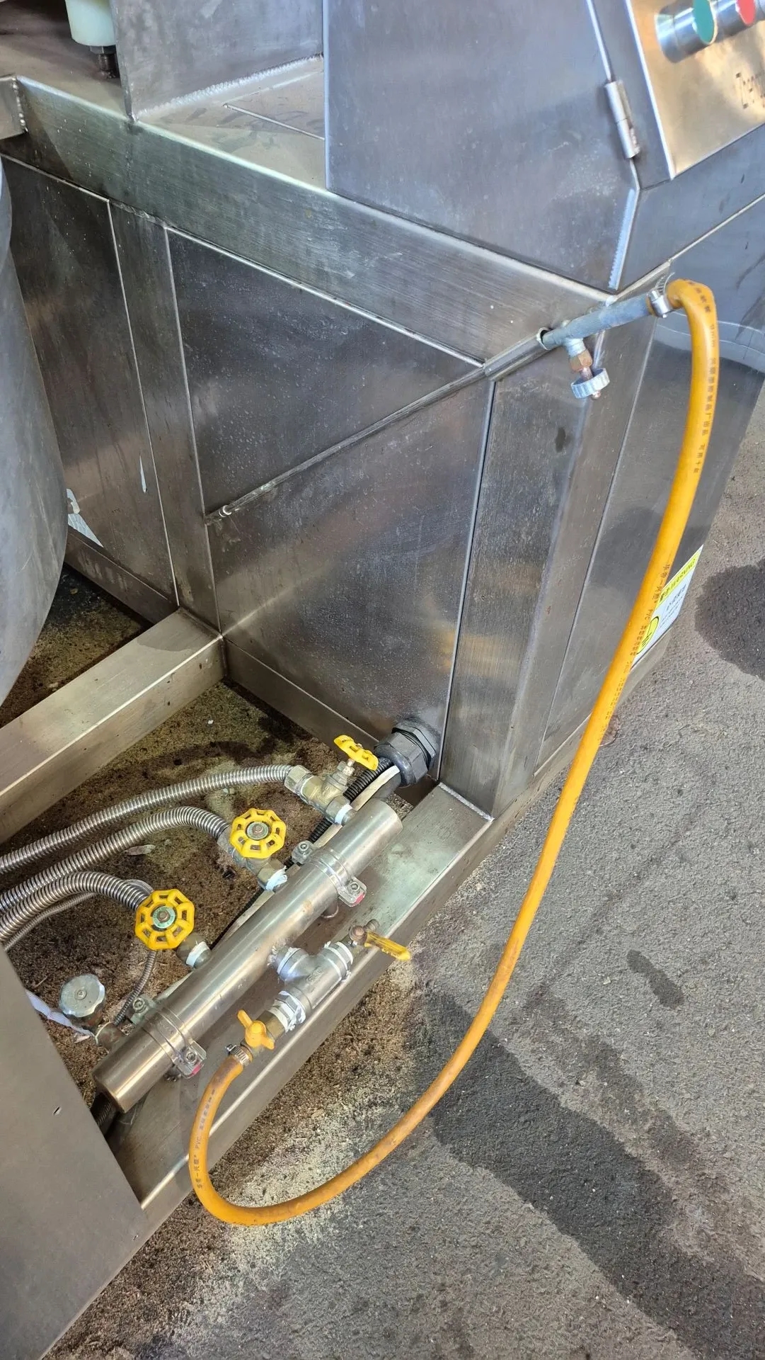 tacho-cozinhador-misturador-planetario-marca-zhengzhou-lonkia-machinery-co-ltd-capacidade-200-litros