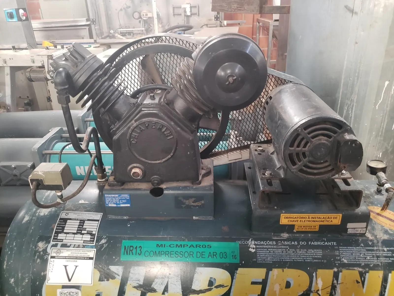 compressor-ar-comp-250-litros-chiaperini-mod-cj20apv