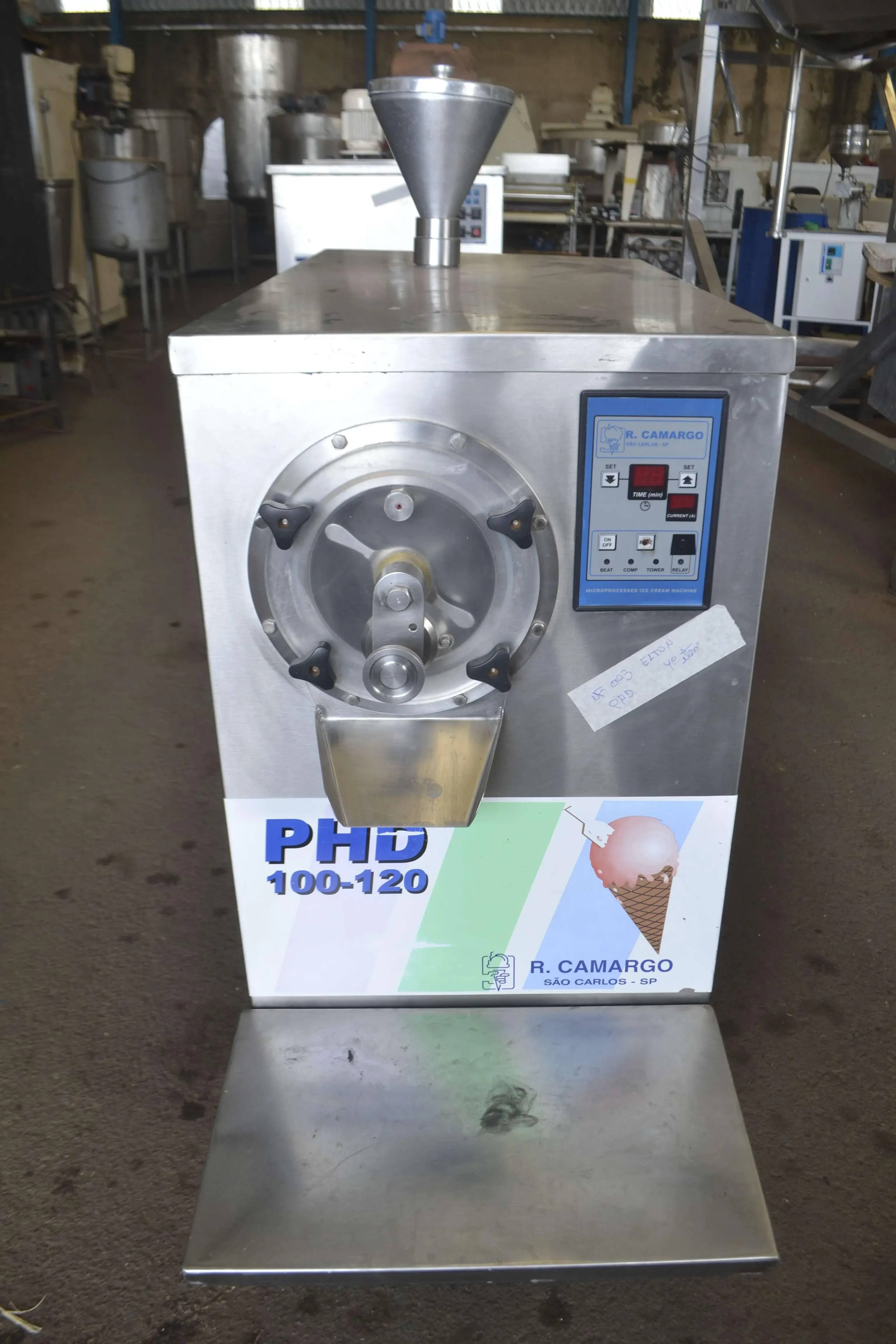 produtora-de-sorvetes-phd-100-120-marca-r-camargo