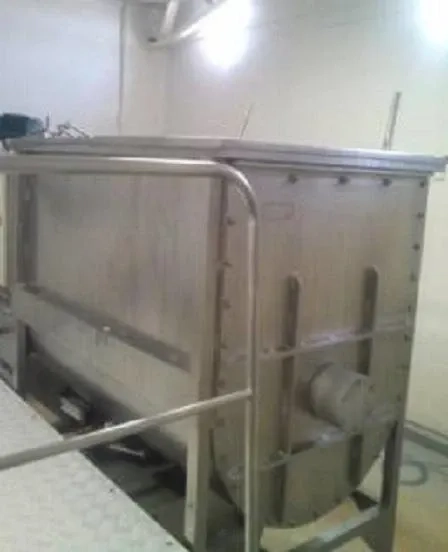 misturador-ribbon-blender-aco-inox-encamisado-400-litros