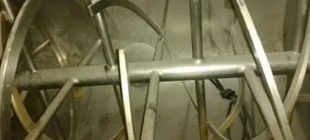 misturador-ribbon-blender-aco-inox-encamisado-400-litros