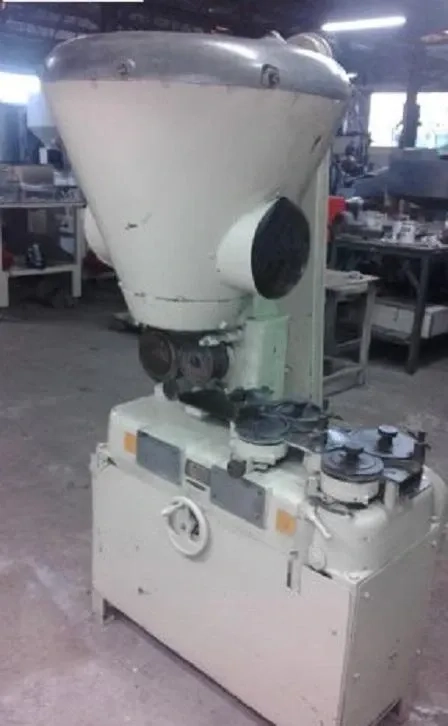 conjunto-de-bastonadeira-e-trafila