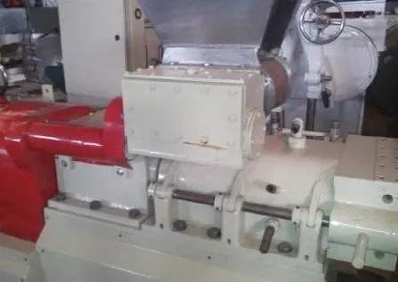 extrusora-de-balas-e-chicletes