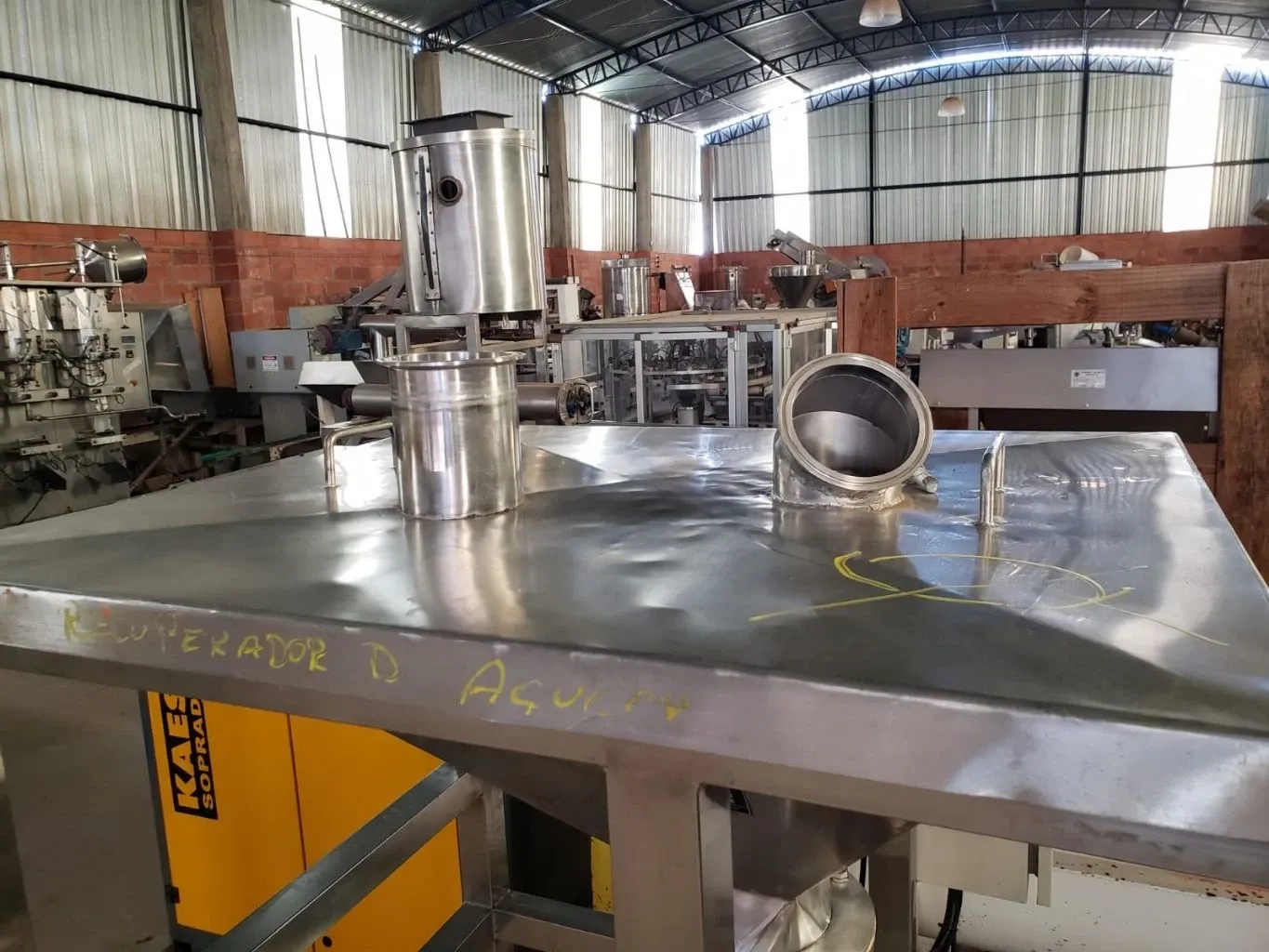 ensacadeira-dosadora-automatica-em-aco-inox-marca-sasa