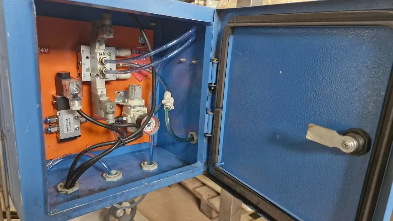 ensacadeira-dosadora-automatica-em-aco-inox-marca-sasa