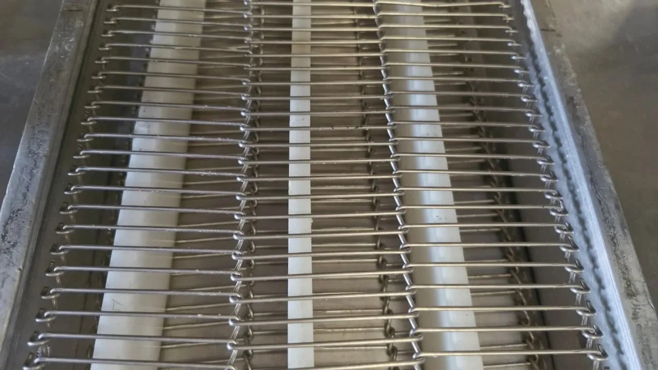 enroladora-moldadora-de-kibe-e-almondegas-marca-junior-frigometal