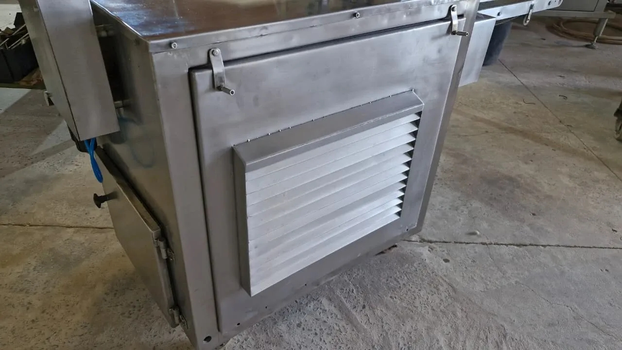 enroladora-moldadora-de-kibe-e-almondegas-marca-junior-frigometal