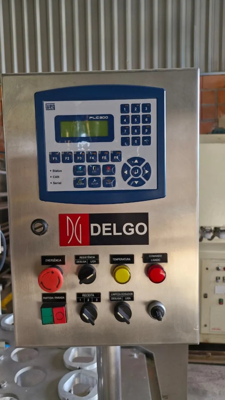 seladora-rotativa-em-aco-inox-com-selo-de-aluminio-para-potes-copos-e-frascos-marca-delgo