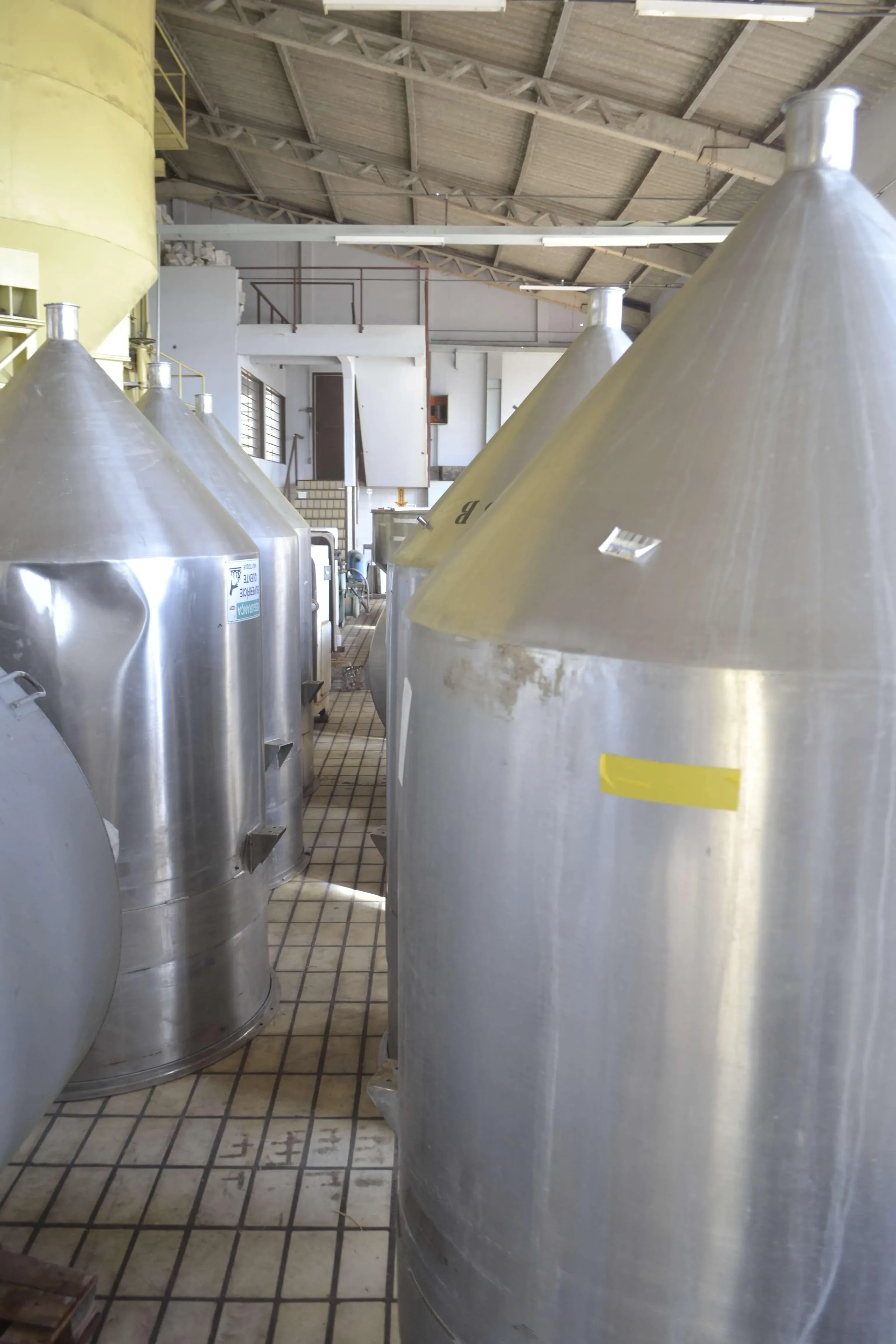 tanque-de-armazenamento-em-aco-inox-capacidade-3-mil-litros