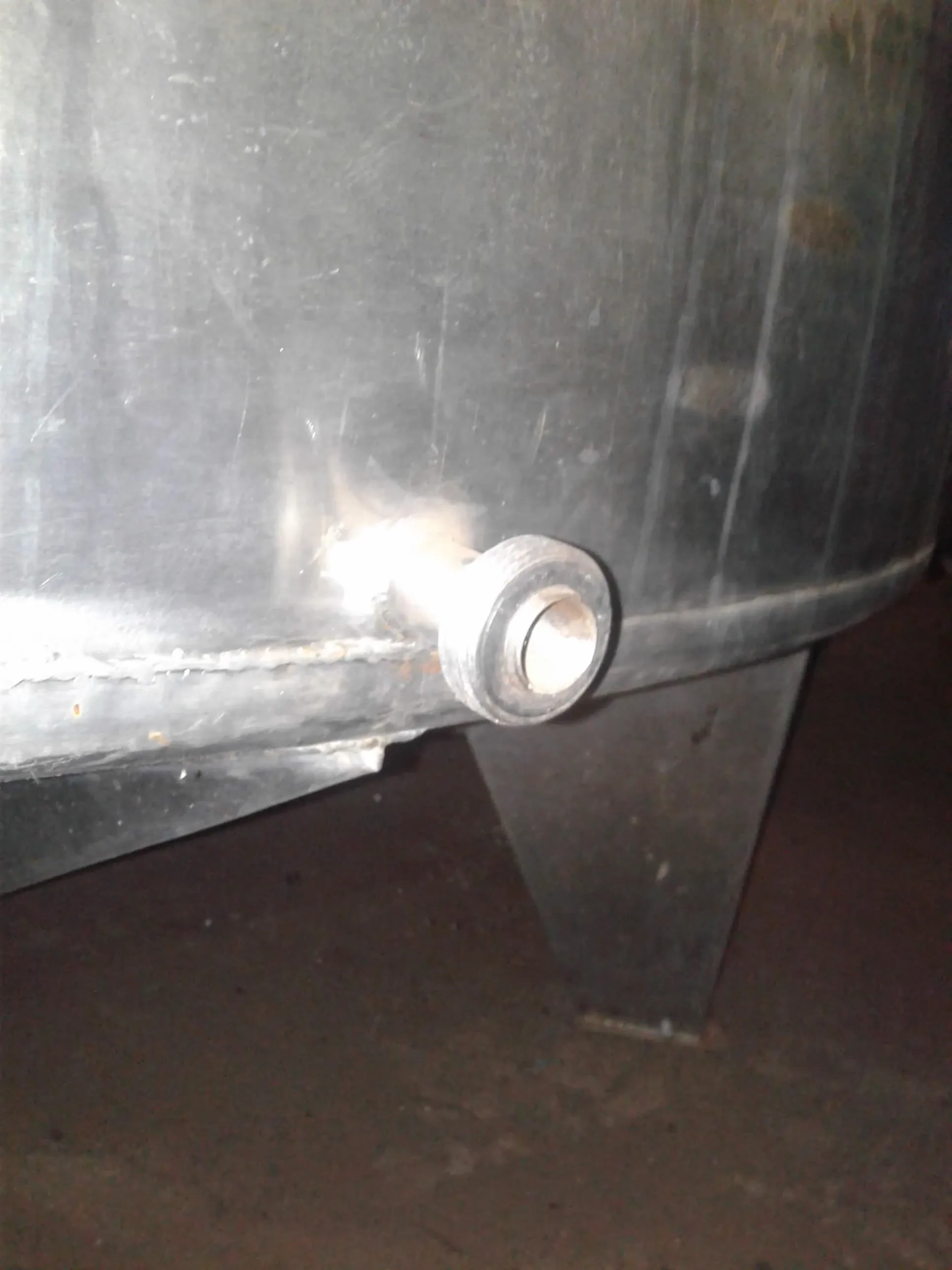 tanque-reservatorio-em-inox-7-mil-litros