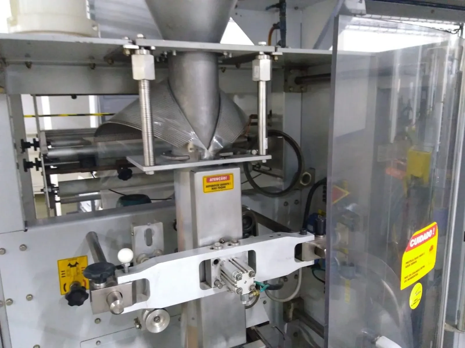 embaladora-vert-multi-cabeca-marca-masipack