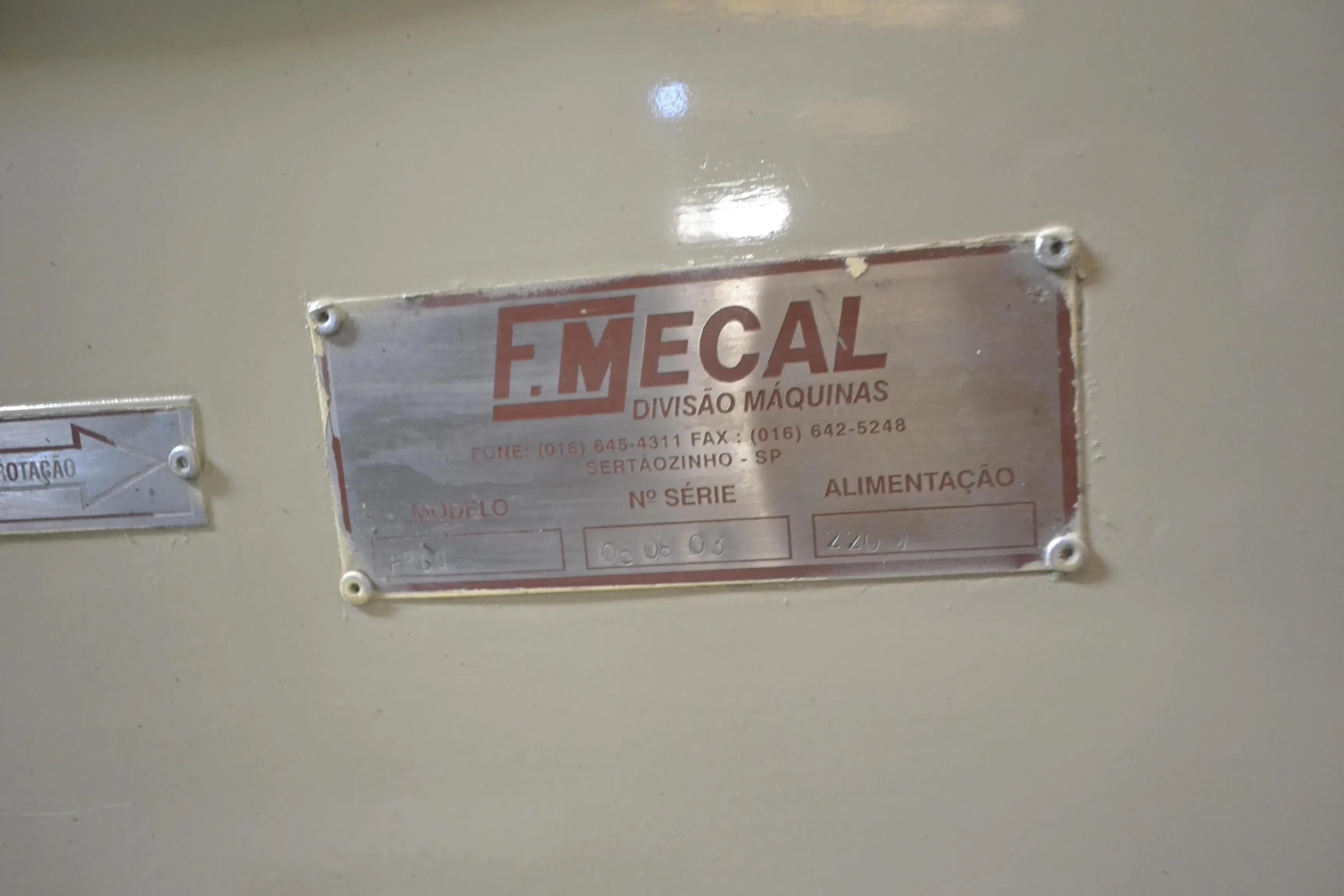 prensa-de-pacoca-quadrada-com-35-cavidades