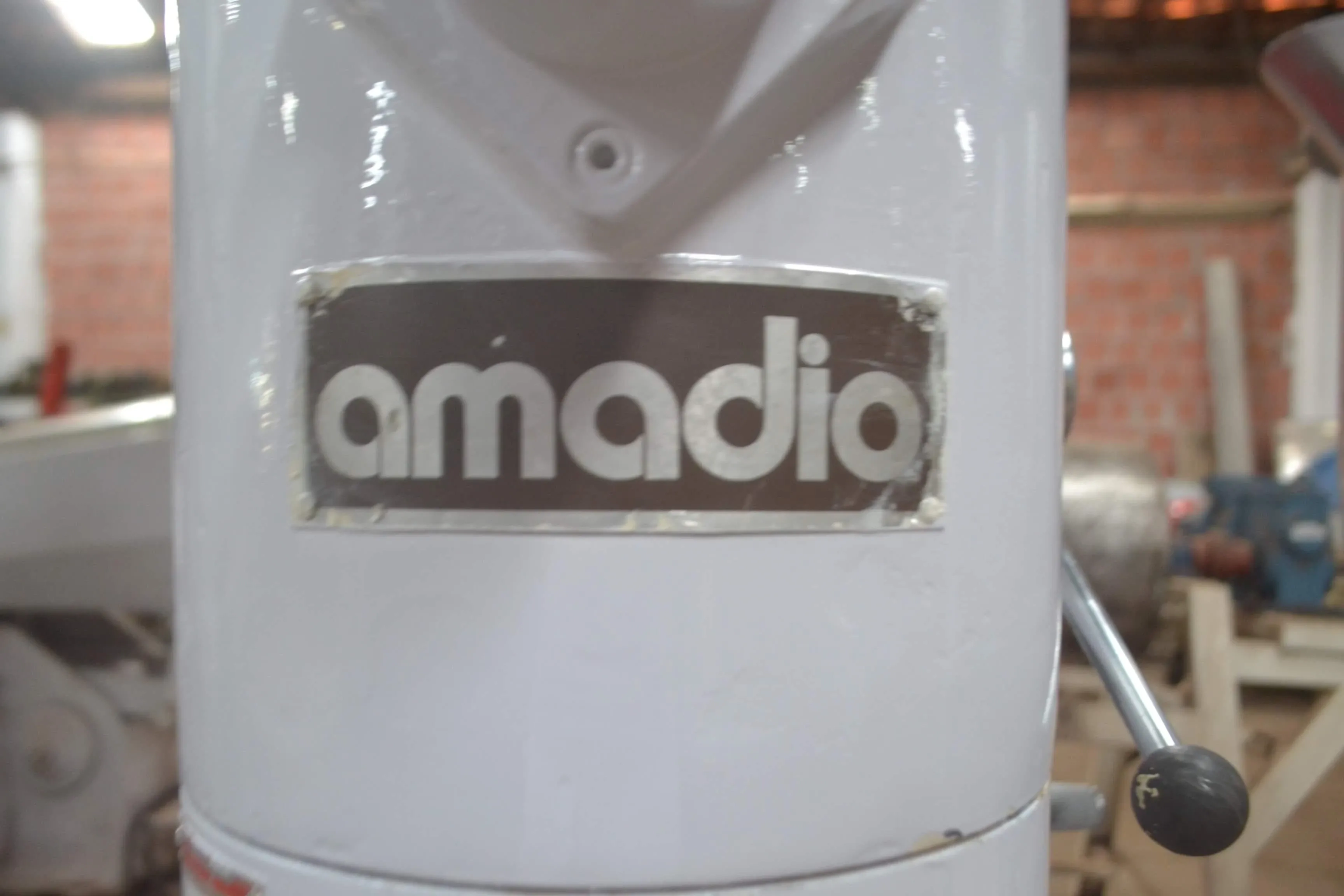 BATEDEIRA-PLANETARIA-CAPACIDADE-40-L-MARCA-AMADIO
