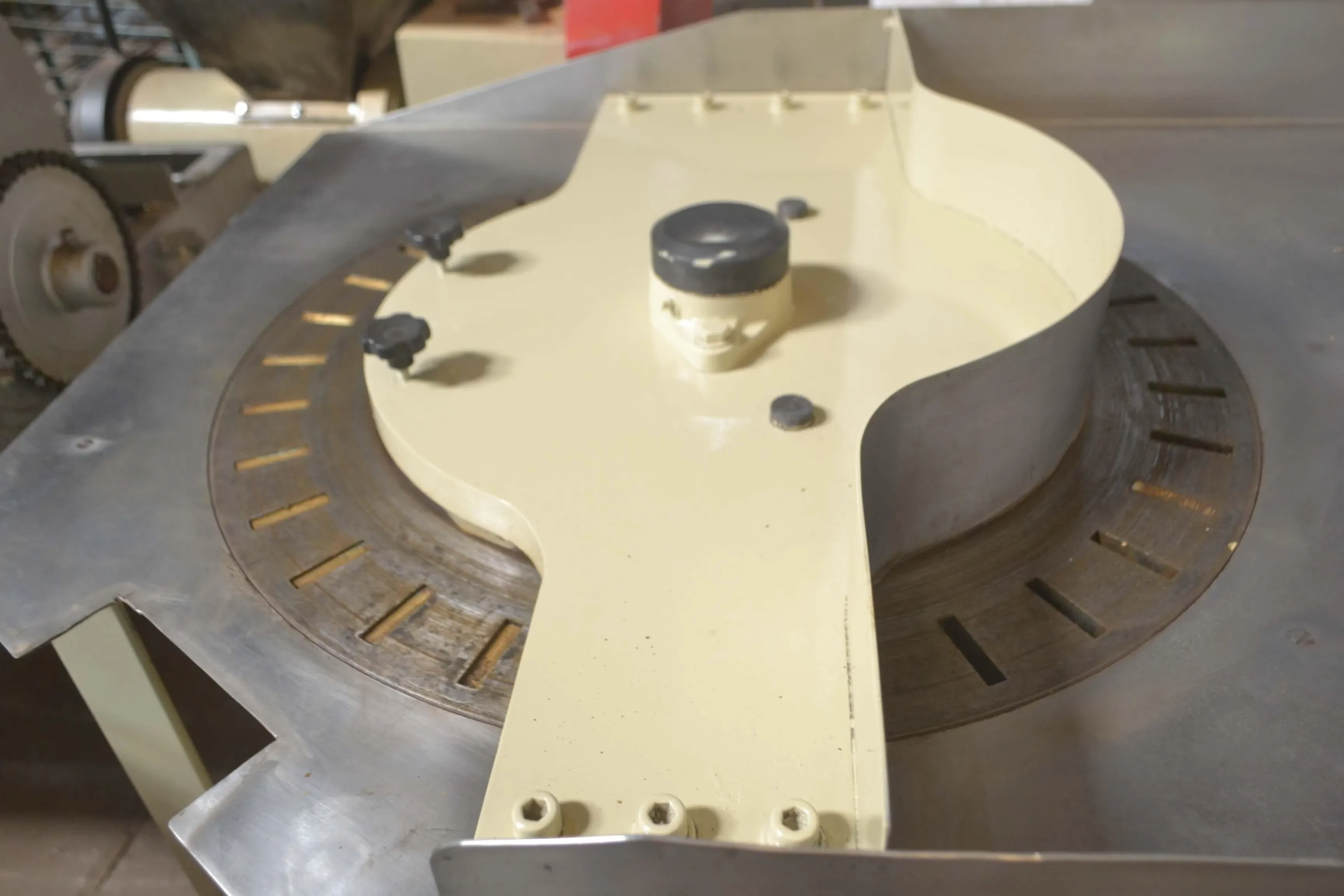 prensa-de-pacoca-quadrada-com-35-cavidades