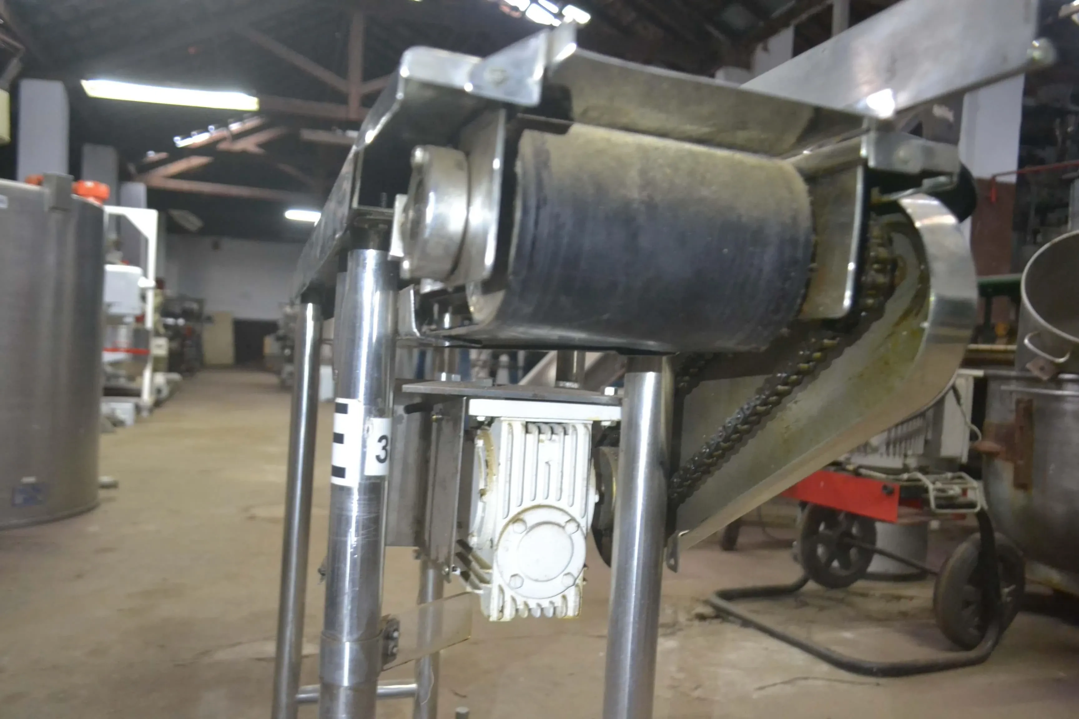 esteira-250-x-1300-mm-marca-alwis