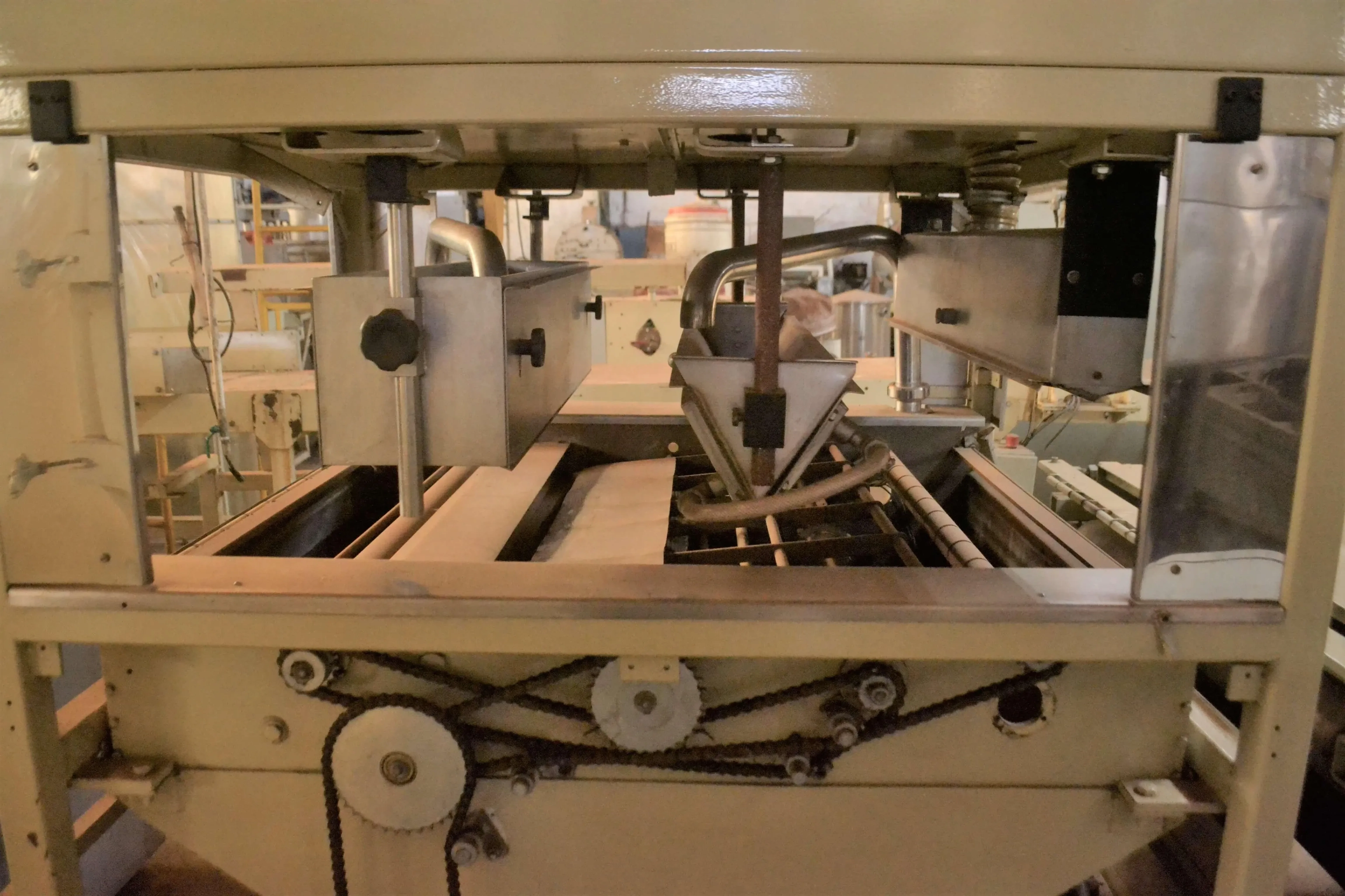 linha-de-fabricacao-de-qteta-de-negaq