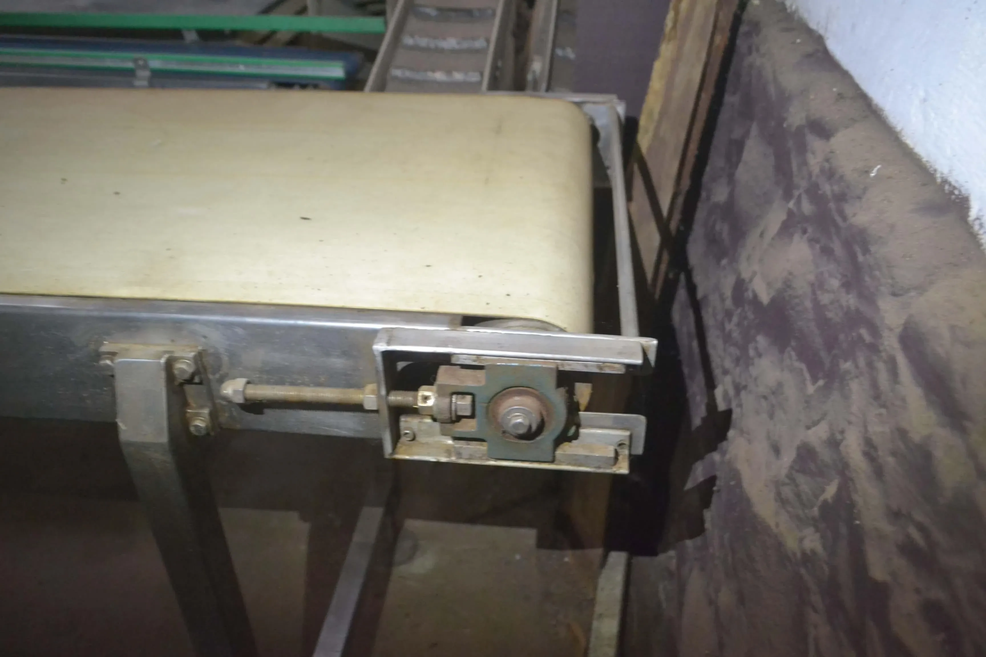 esteira-transportadora-570-x-4000-mm