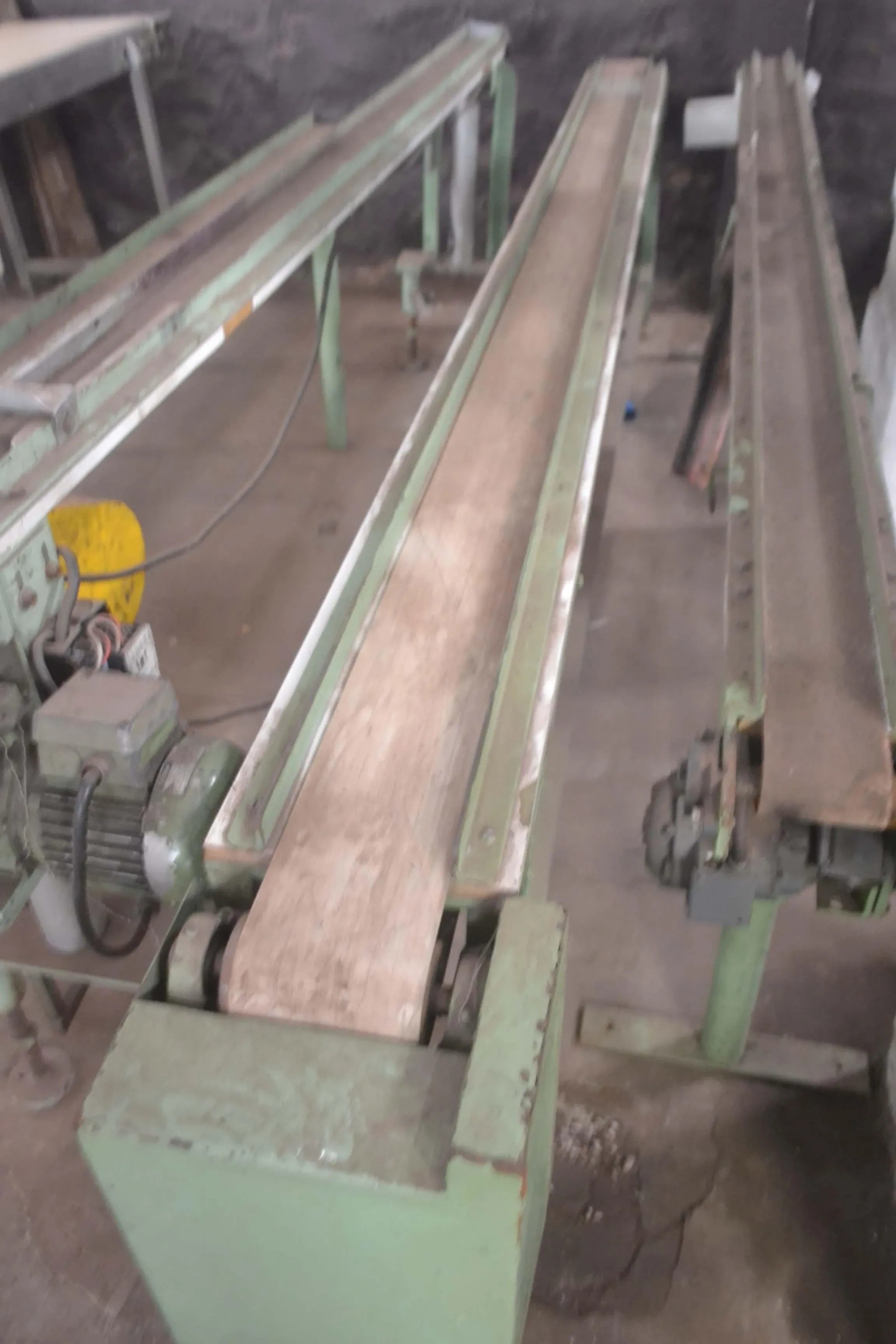 Lote-4-Esteiras-de-Transorte-Cor-Verde