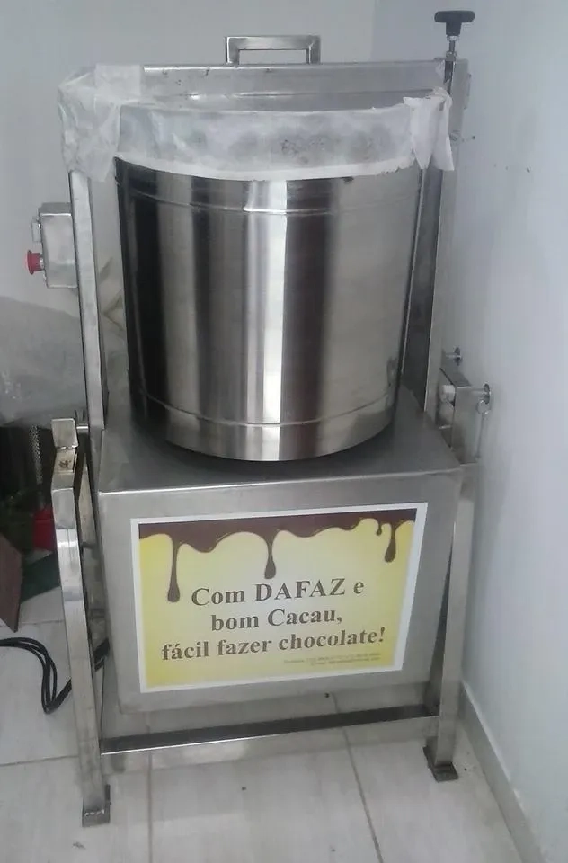 melangeur-para-chocolates-capacidade-entre-5-kg-e-30-kg-por-batelada