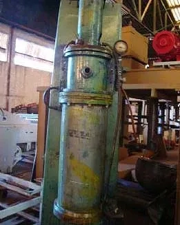 moinho-de-esfera-vertical-marca-pilon