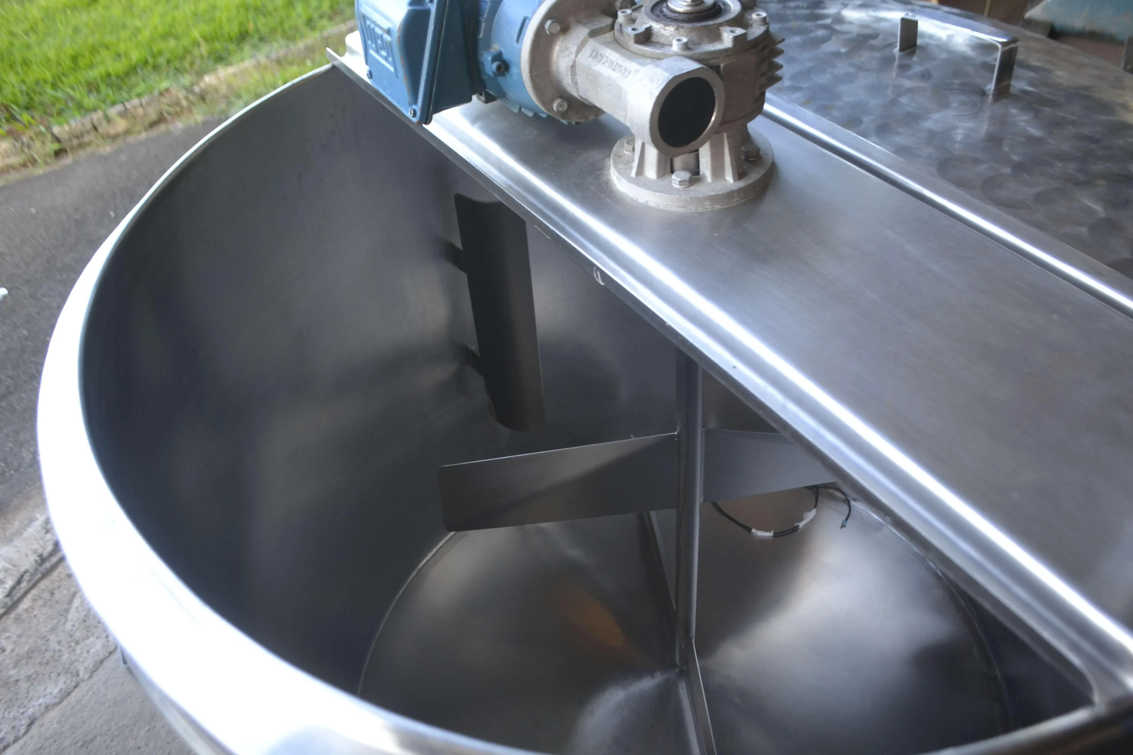 tanque-pasteurizador-para-iogurtes-em-aco-inox-mirainox-500-litros