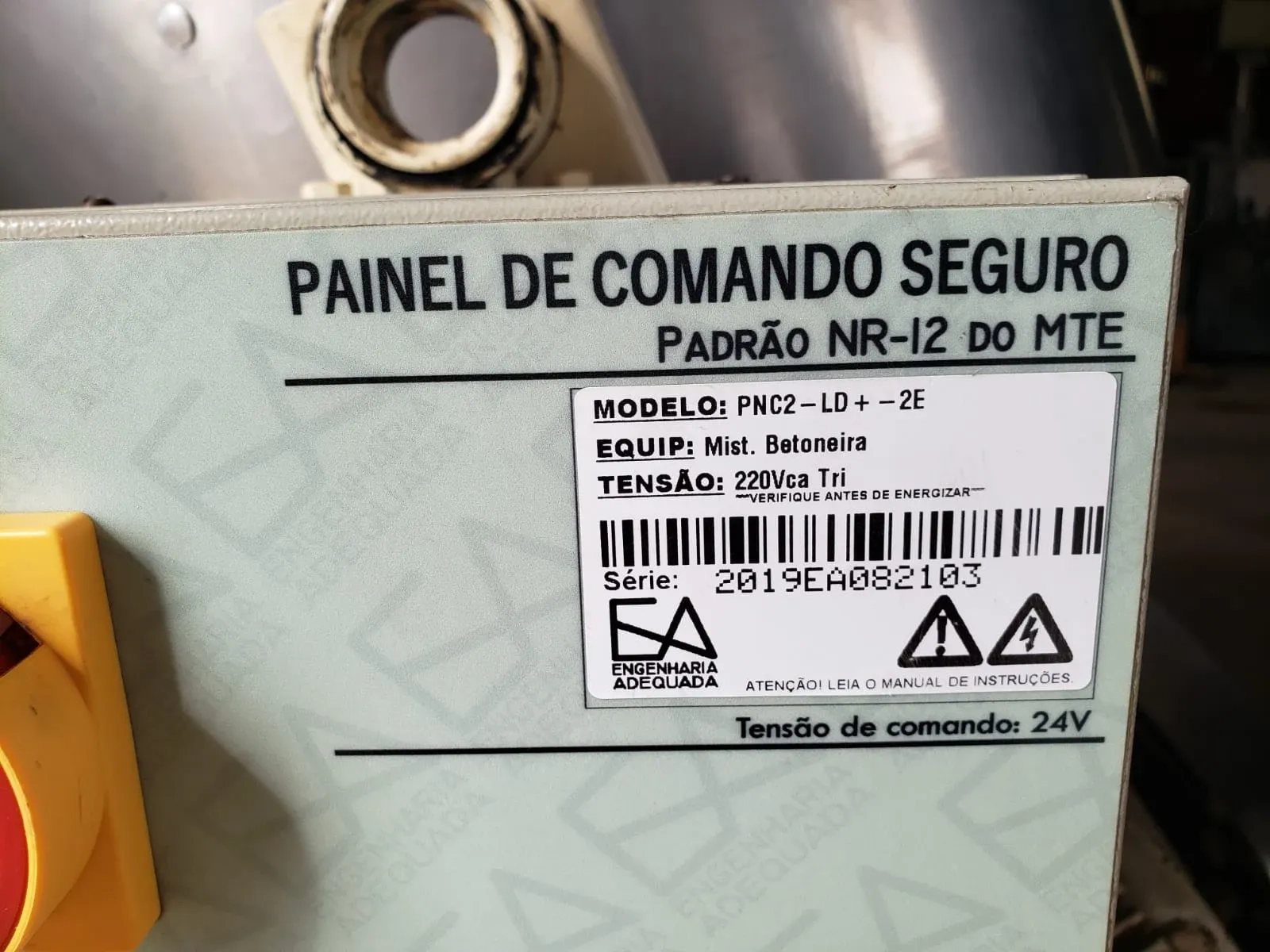 drageadeira-misturador-tipo-betoneira-em-aco-inox-250-litros