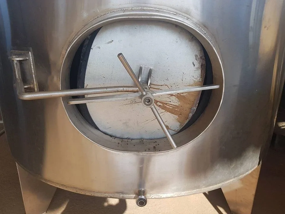 tanque-reservatorio-em-inox-7-mil-litros