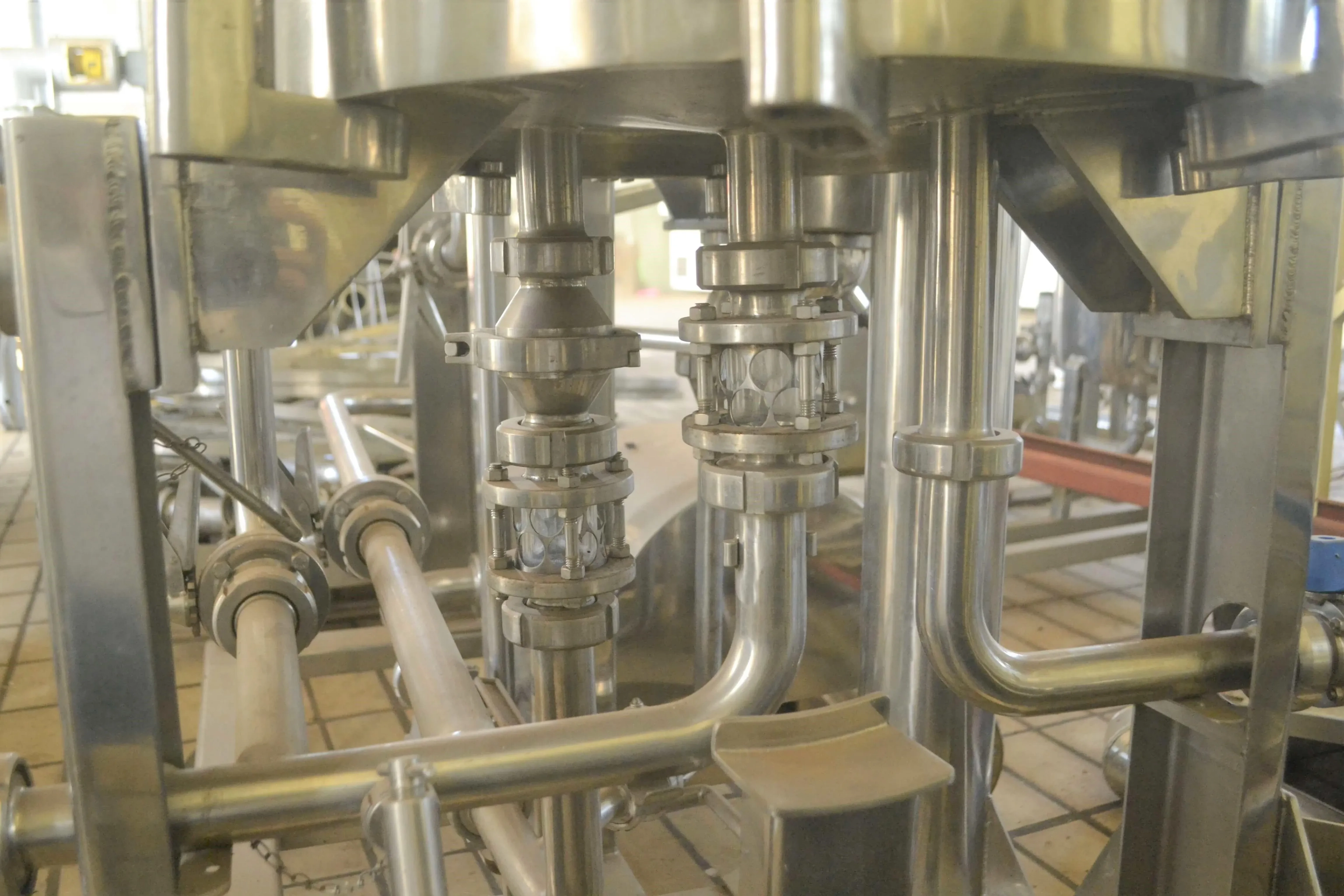 conjunto-de-pasteurizacao-equilat-capacidade-2-mil-litroshora