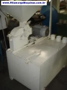 linha-de-producao-de-pacoca-rolha