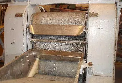 refinador-de-pedra-com-5-rolos-2