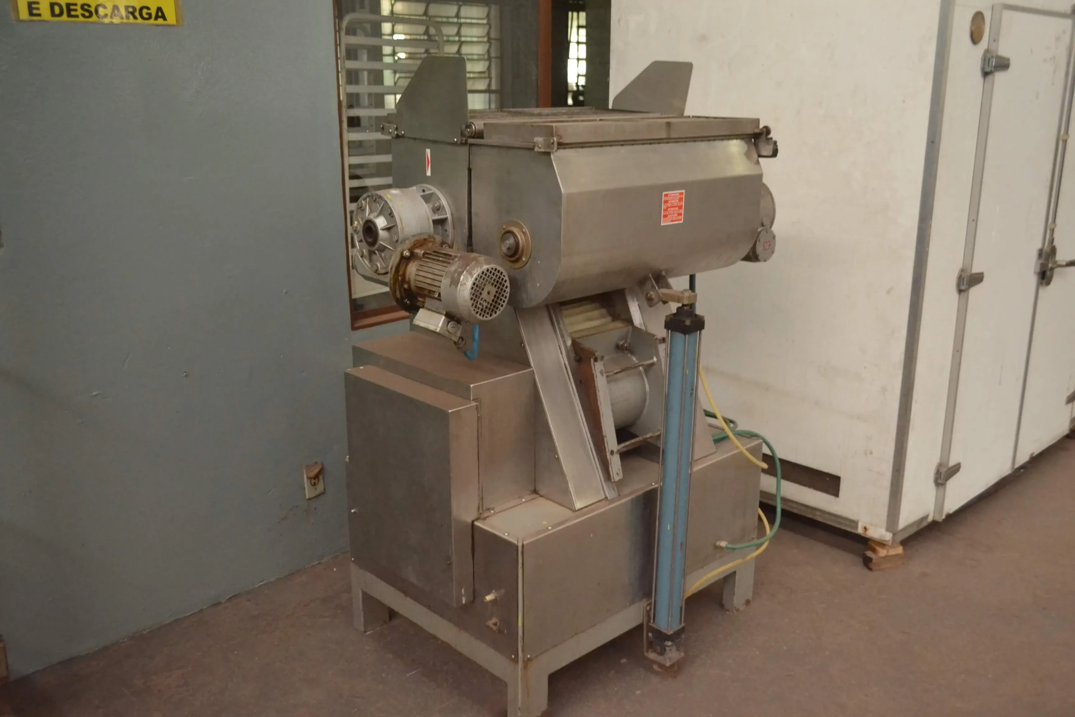 esfolhadeira-de-massas-100-kg