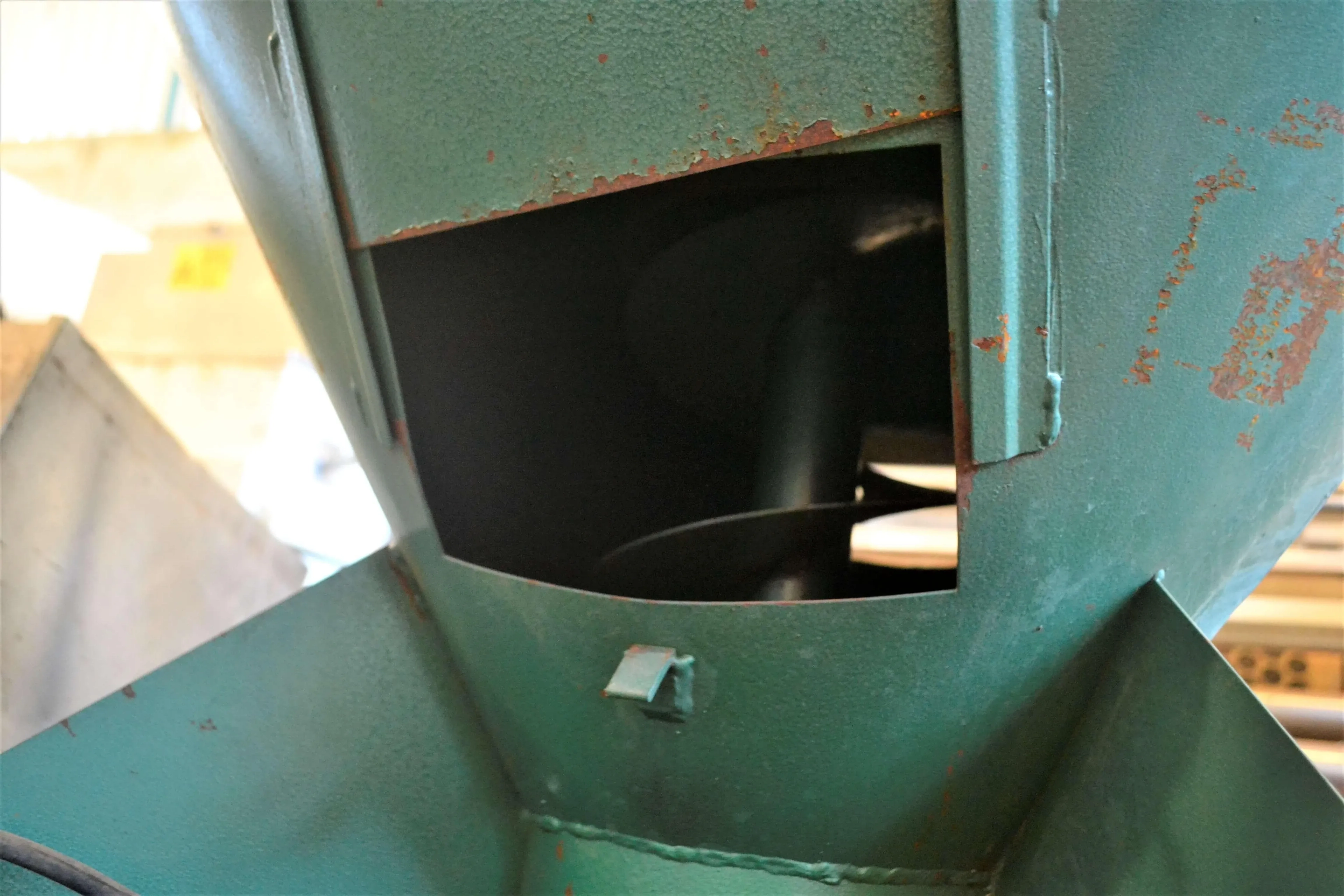 misturador-vertical-rosca-100-litros