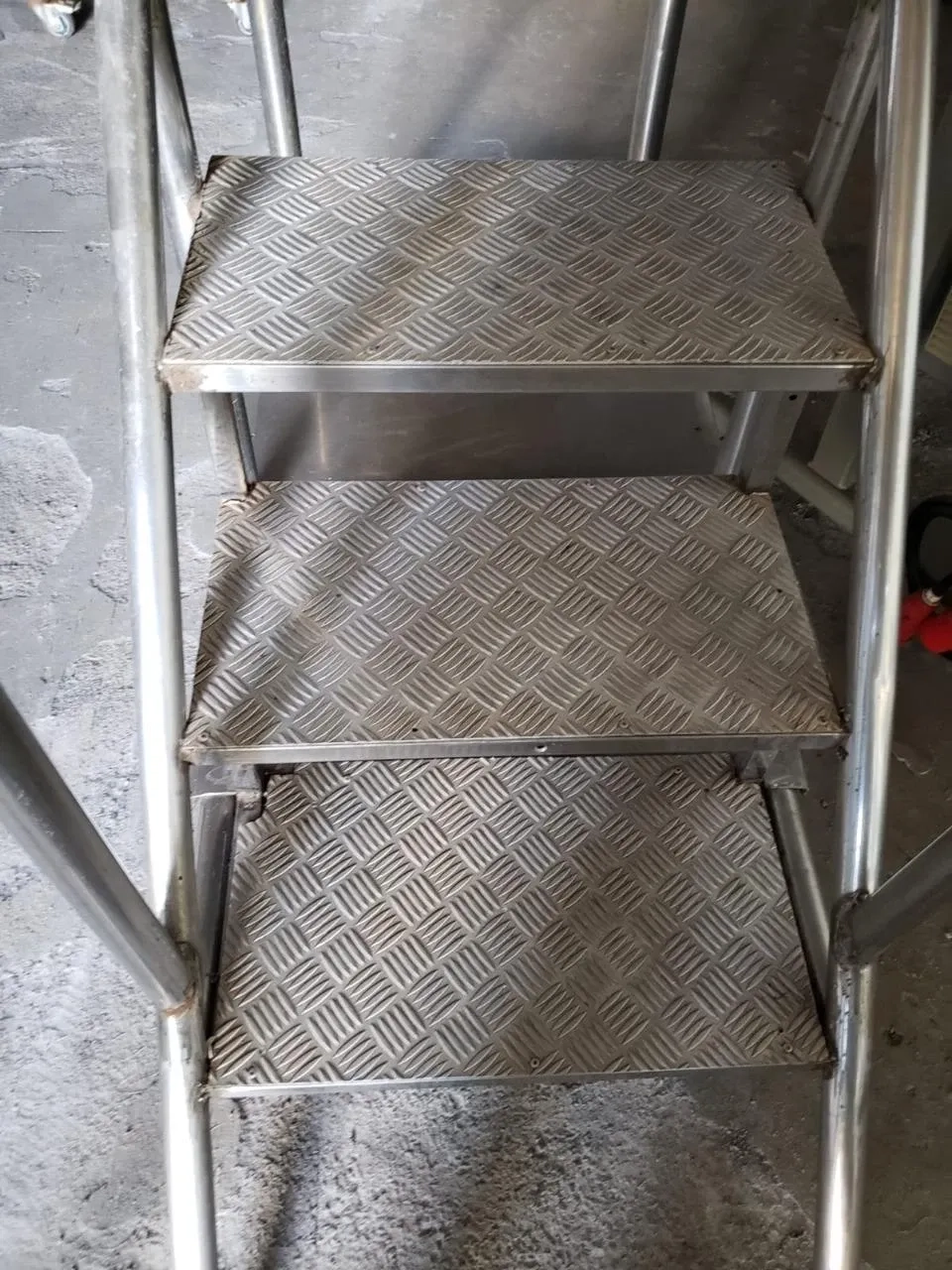 escada-Industrial-plataforma