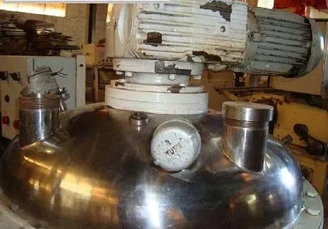 reator-em-aco-inox-maquina-usada