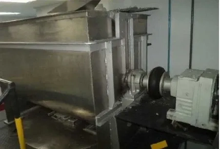 misturador-ribbon-blender