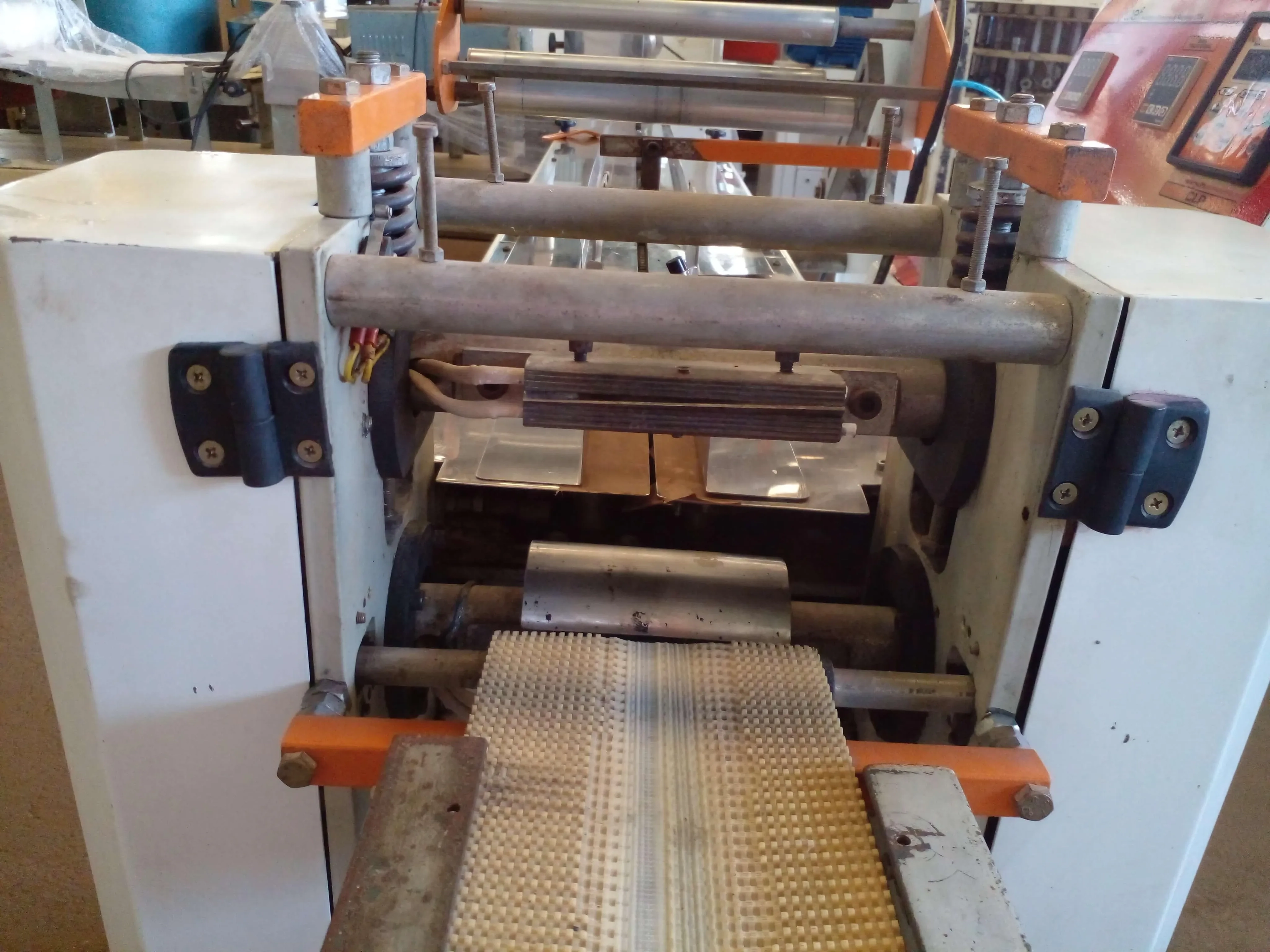 embalad-flow-pack-wef-mpf-150