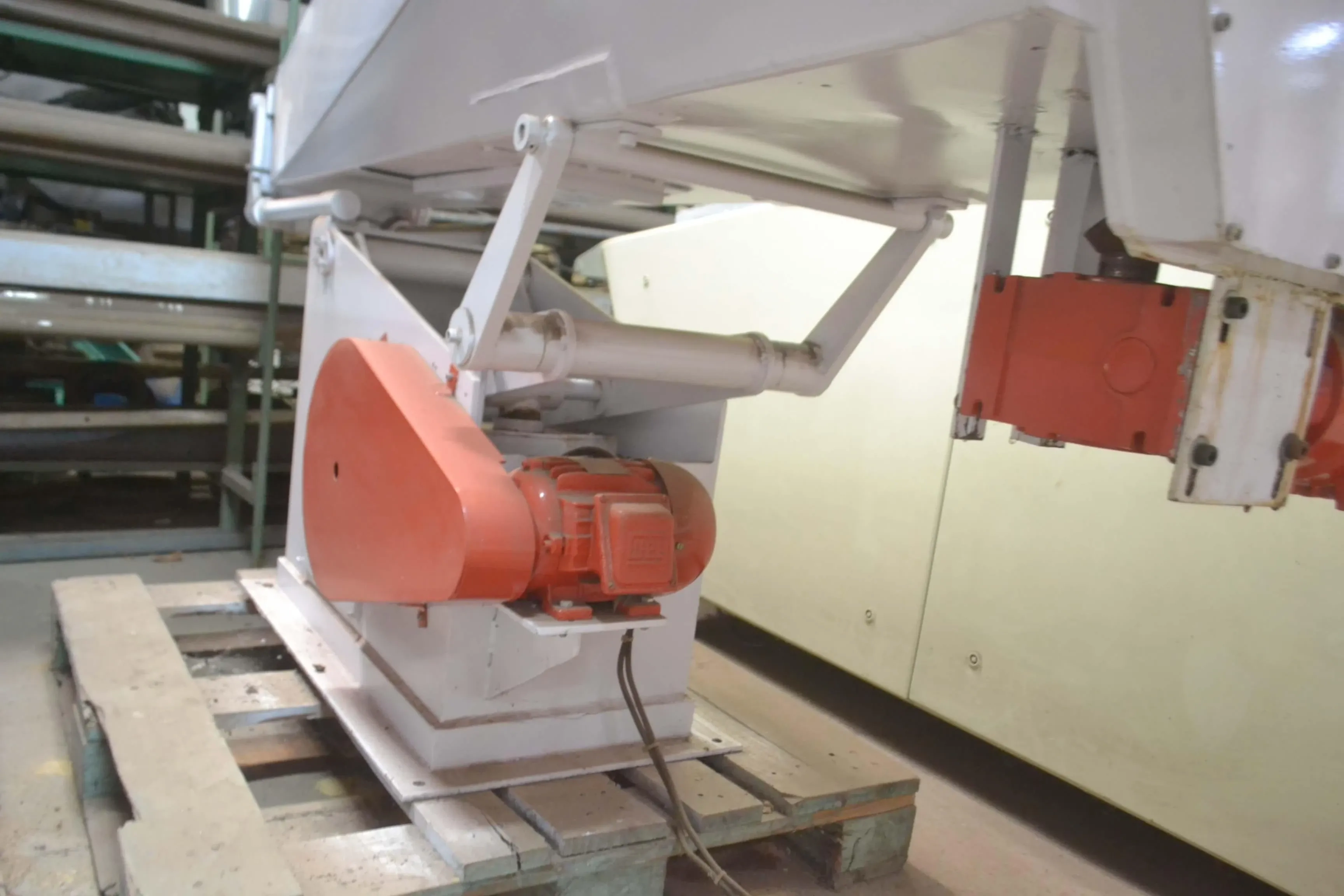 bastonadeira-balas-500-kg-hora-marca-hansella-verk