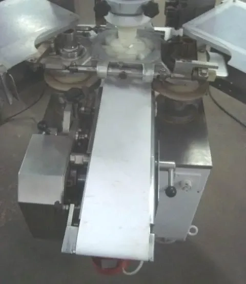 maquina-de-salgados-marca-rheon