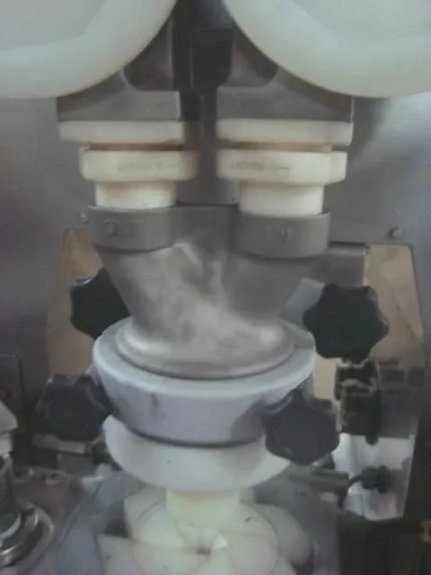 maquina-de-salgados-marca-rheon