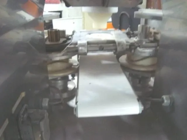 maquina-de-salgados-marca-rheon