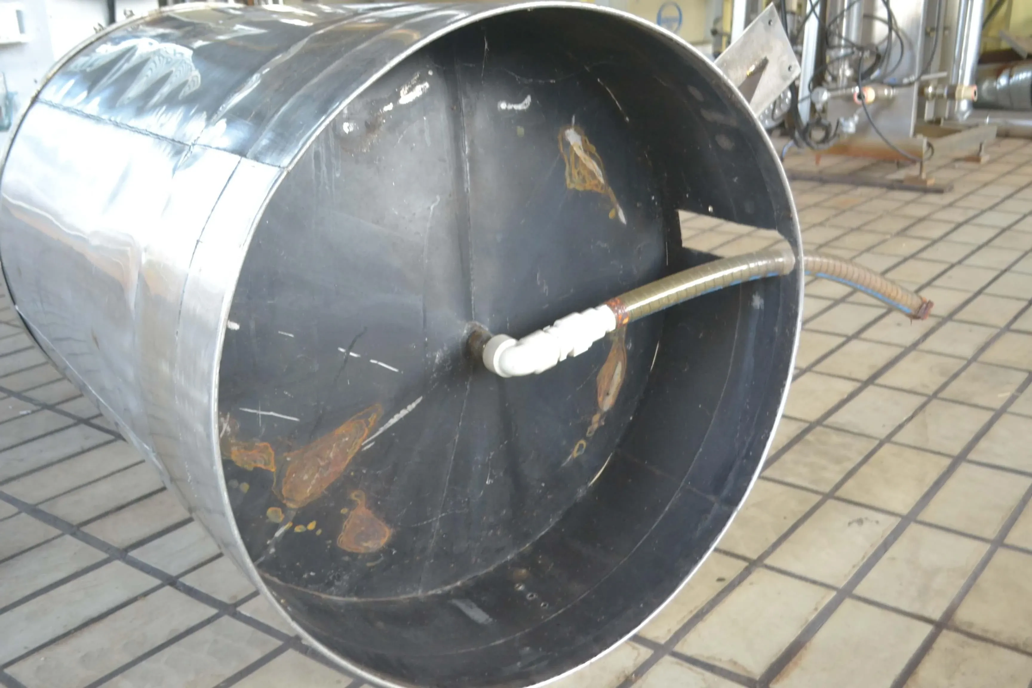 Tanque-armaz-inox-cap-340-l