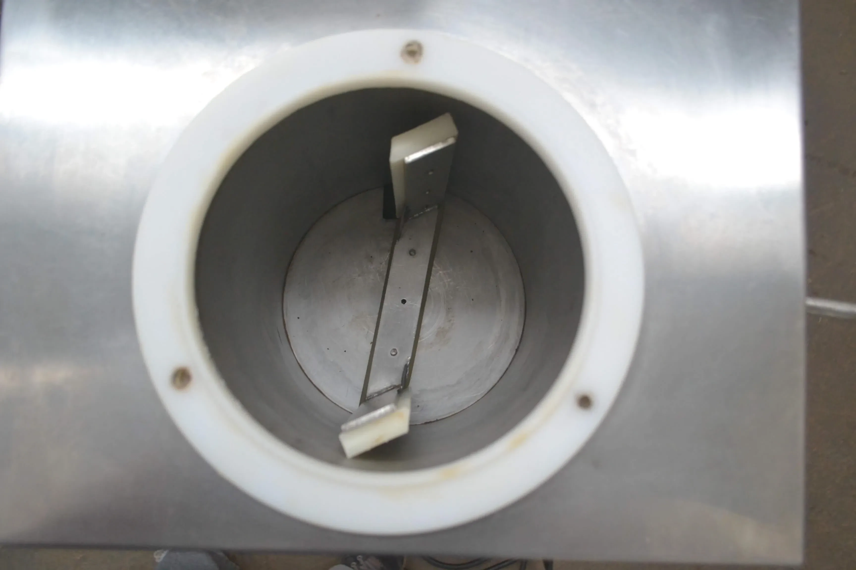 temperadeira-de-chocolates-capacidade-30-kg-hora-marca-jcmaq