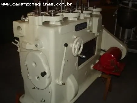 trafila-para-pirulitos-marca-hansella