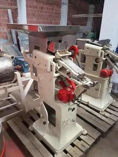 alimentador-de-balas-para-linha-de-embalagem-marca-forgrove