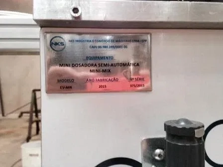 mini-dosadora-semi-automatica