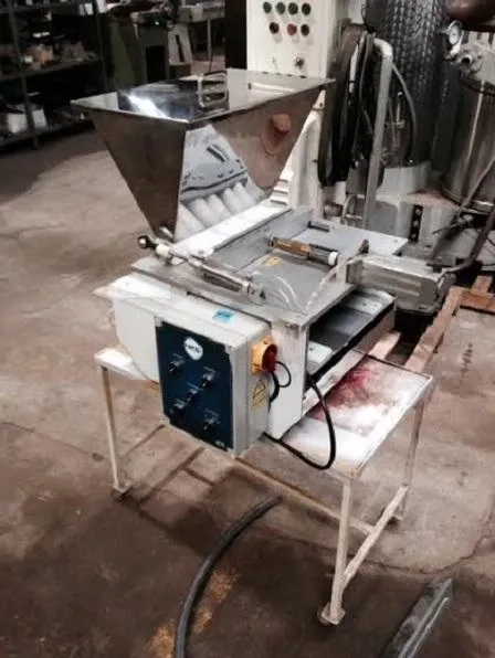 mini-dosadora-semi-automatica