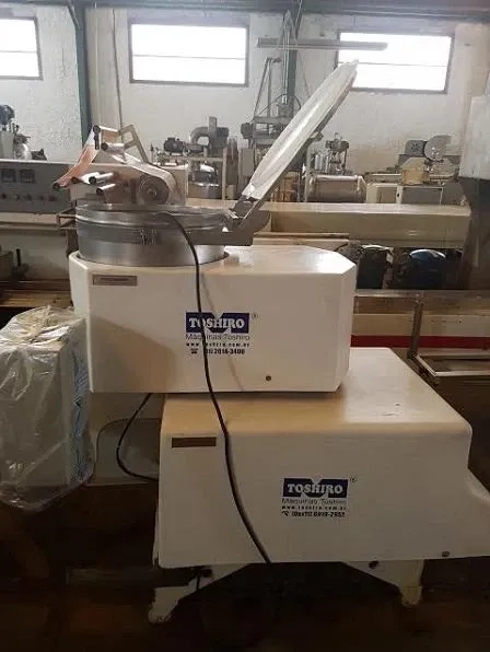 compactadeira-com-masseira-marca-toshiro